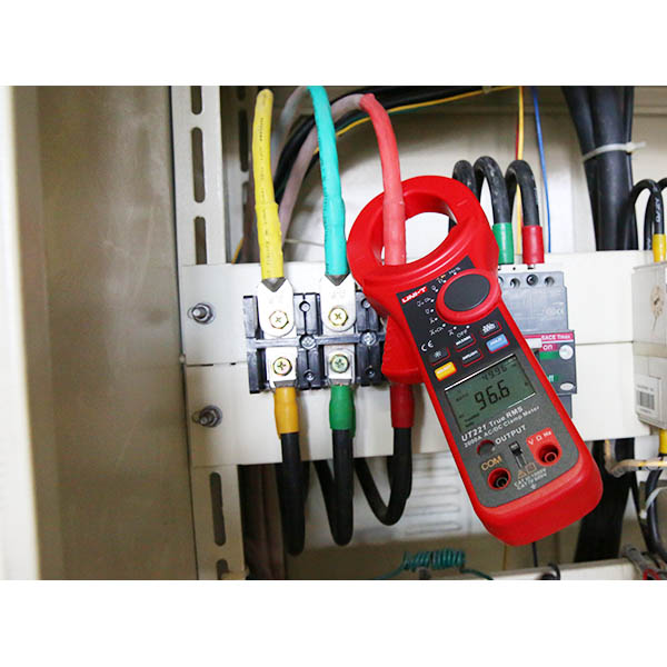 UT221 True RMS Digital Clamp Meter 2000A (AC/DC)
