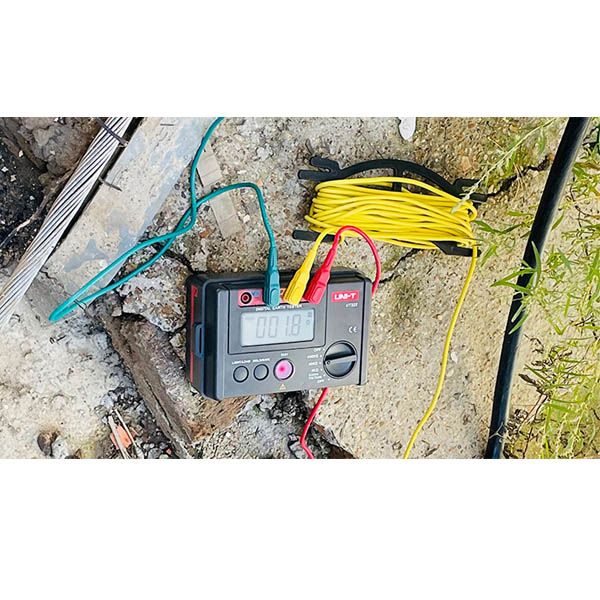 UT522 Earth Resistance Tester