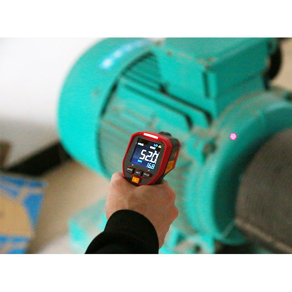 UT301D+ Infrared Thermometer - Non Contact Temperature Meter