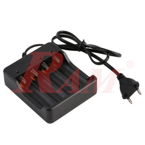 [CHARGER.4X18650] Charger for 4x18650 Li-ion Battery شاحن رباعي بطاريات ليثيوم مقاس 18650